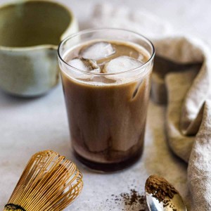 Iced Hojicha Latte